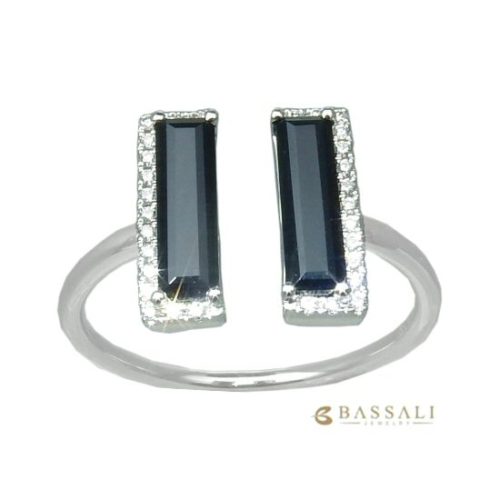Onyx & Diamond Ring