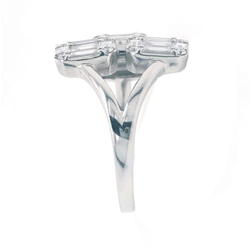 Open diamond Ring side